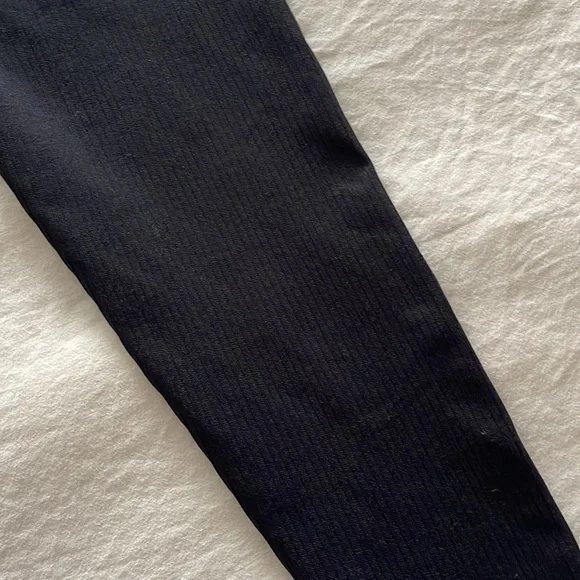 H&M Sport Ribbed Legging - Picture 3 of 7